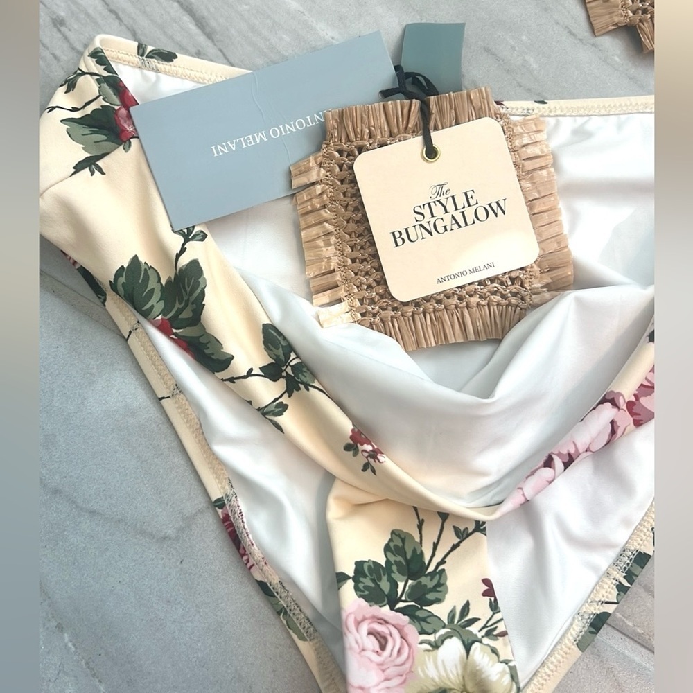 NWT,2Pc Bikini Set,Antonio Melani,Floral hipster Rosette,Statement Suit,Size Med - Picture 9 of 14
